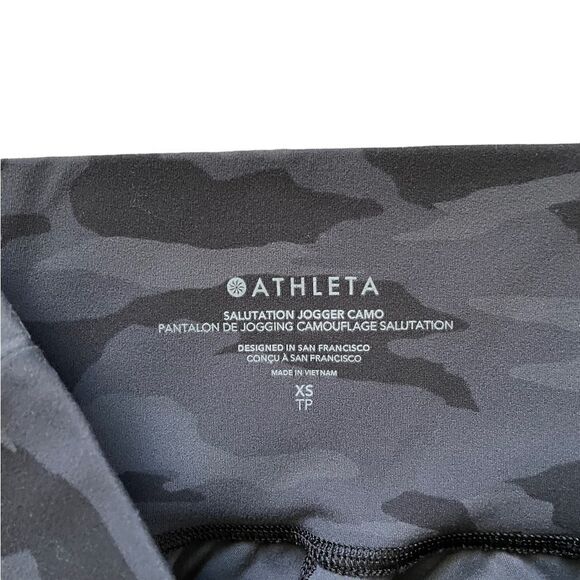 ATHLETA Salutation Jogger Camo Black Size XS - Picture 8 of 8